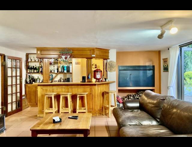 4 BEDROOM HOUSE FOR SALE IN KENSINGTON
